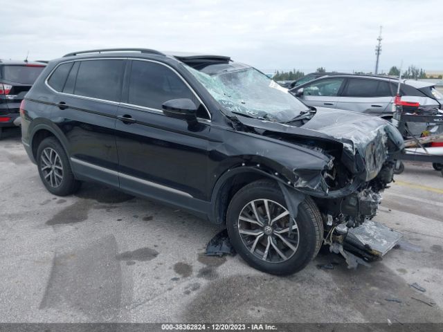 VOLKSWAGEN TIGUAN 2018 3vv3b7ax4jm193149