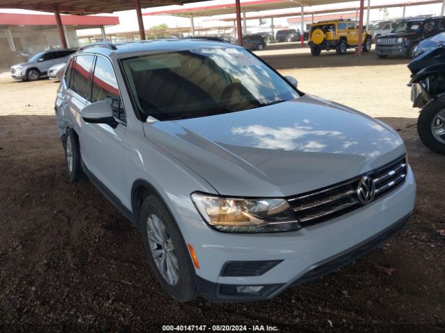 VOLKSWAGEN TIGUAN 2018 3vv3b7ax6jm024590