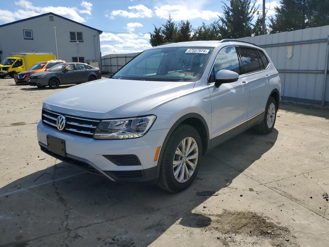 VOLKSWAGEN TIGUAN 2017 3vv3b7ax6jm051885