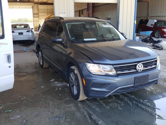 VOLKSWAGEN NULL 2018 3vv3b7ax6jm151968