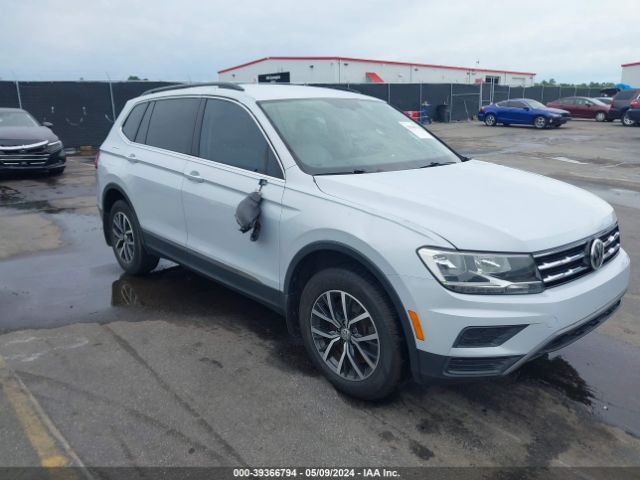 VOLKSWAGEN TIGUAN 2018 3vv3b7ax7jm062989