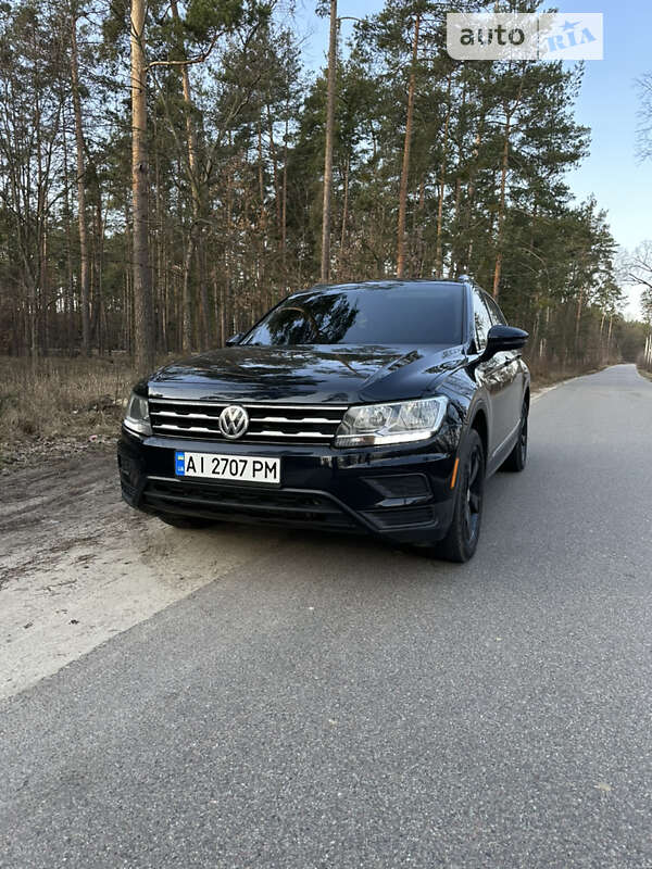 VOLKSWAGEN TIGUAN 2018 3vv3b7ax7jm104092