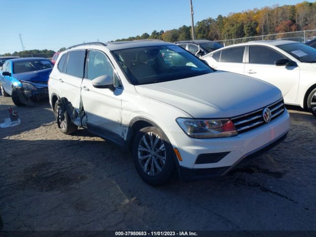 VOLKSWAGEN TIGUAN 2018 3vv3b7ax8jm056019