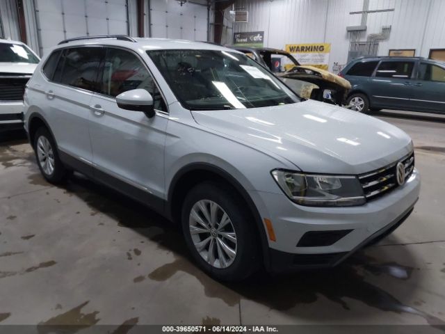 VOLKSWAGEN TIGUAN 2018 3vv3b7ax8jm078649