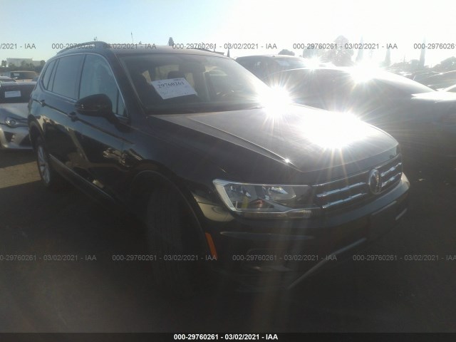 VOLKSWAGEN TIGUAN 2018 3vv3b7ax8jm185569