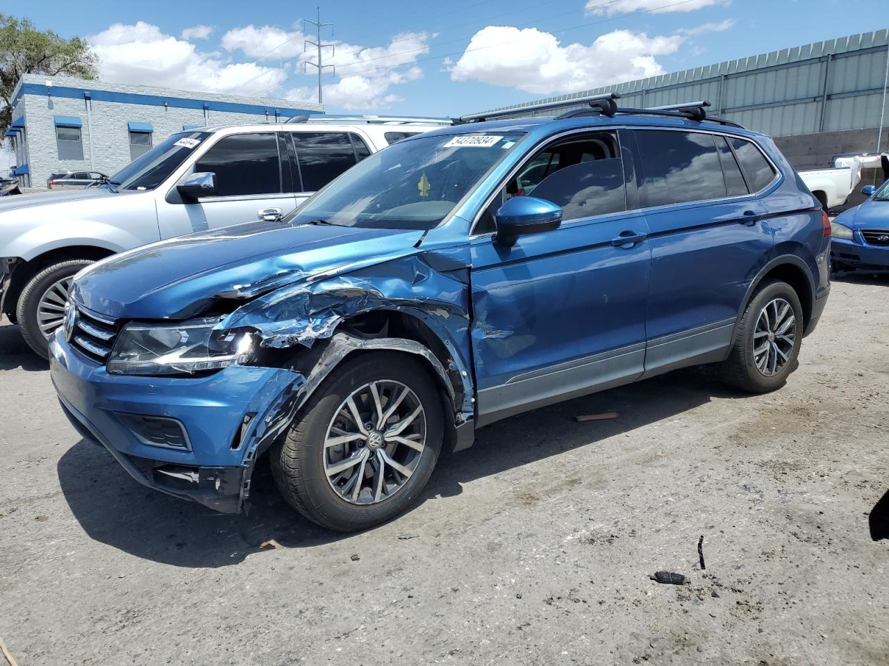 VOLKSWAGEN TIGUAN 2019 3vv3b7ax8km192619