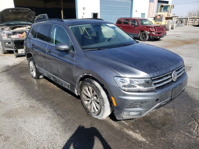 VOLKSWAGEN NULL 2018 3vv3b7ax9jm007475