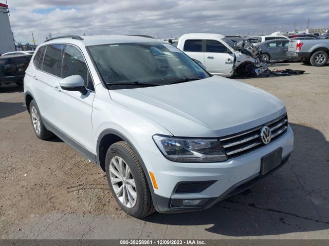 VOLKSWAGEN TIGUAN 2017 3vv3b7ax9jm026592