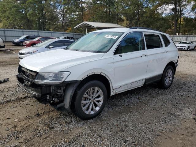 VOLKSWAGEN TIGUAN SE 2018 3vv3b7ax9jm086629