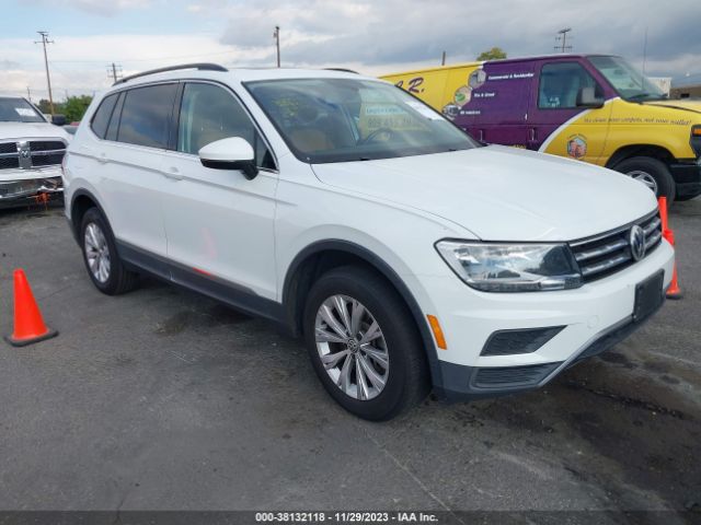 VOLKSWAGEN TIGUAN 2018 3vv3b7ax9jm128605