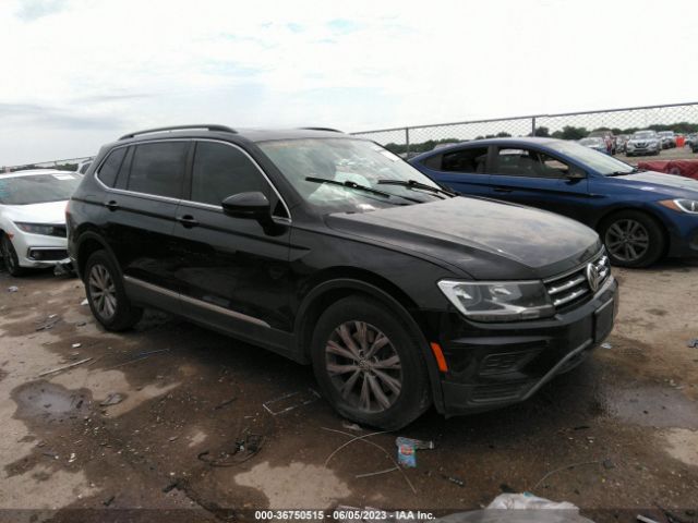 VOLKSWAGEN TIGUAN 2018 3vv3b7ax9jm129074