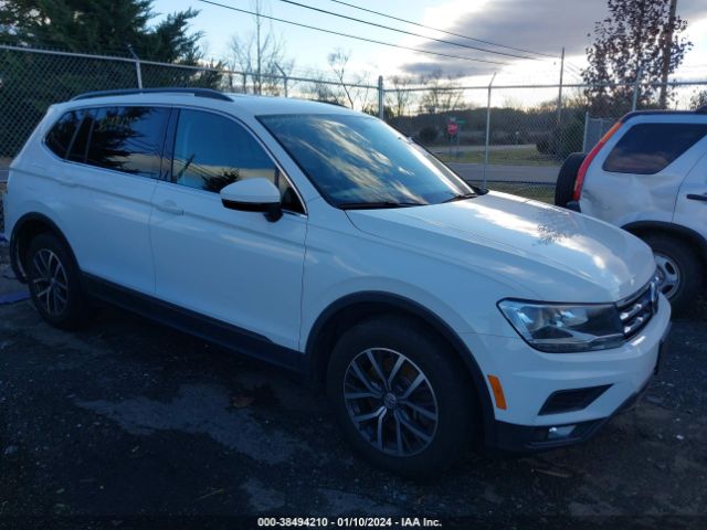 VOLKSWAGEN TIGUAN 2018 3vv3b7axxjm003645