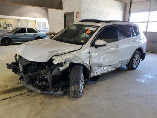 VOLKSWAGEN TIGUAN SE 2018 3vv3b7axxjm009624