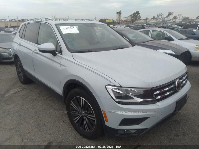 VOLKSWAGEN TIGUAN 2018 3vv3b7axxjm040386