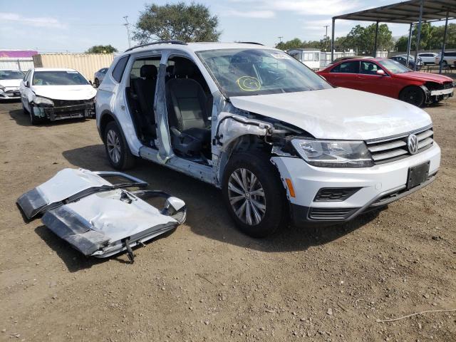 VOLKSWAGEN TIGUAN SE 2018 3vv3b7axxjm131951