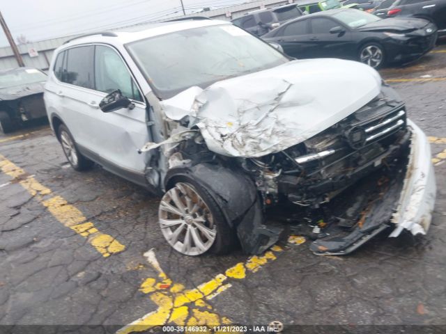 VOLKSWAGEN TIGUAN 2018 3vv3b7axxjm159037