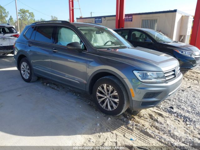 VOLKSWAGEN TIGUAN 2018 3vv3b7axxjm160124