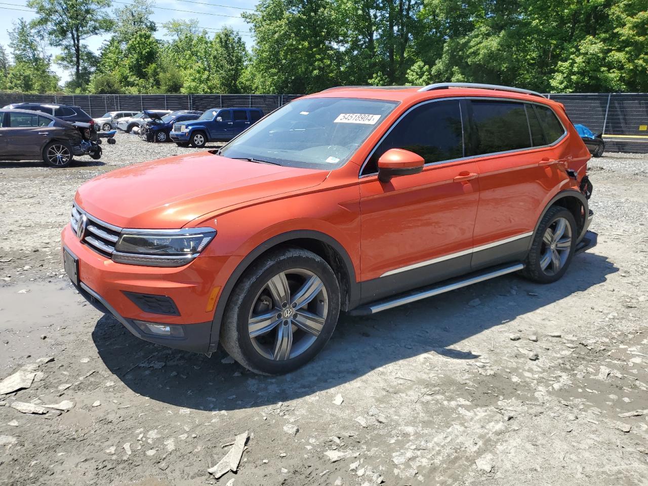 VOLKSWAGEN TIGUAN 2018 3vv4b7ax3jm213895