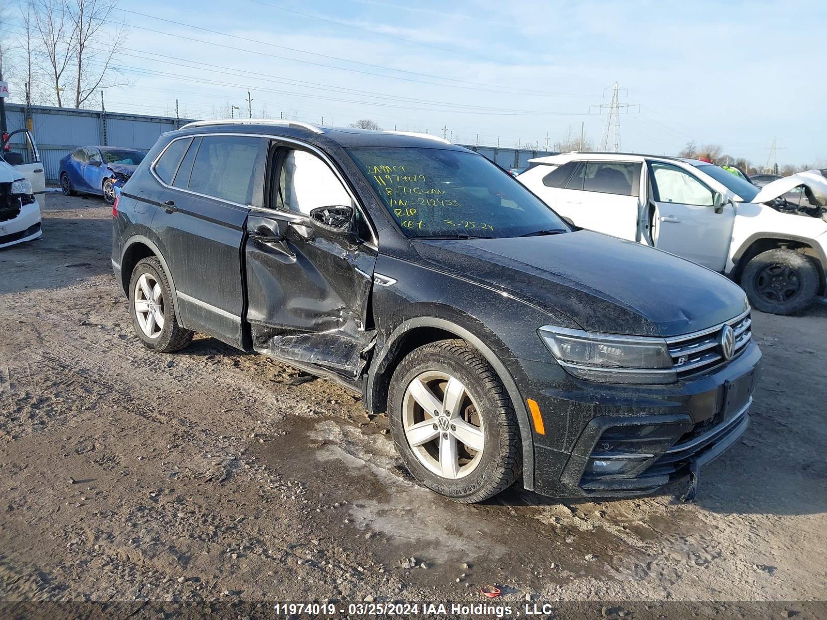 VOLKSWAGEN TIGUAN 2018 3vv4b7axxjm212453