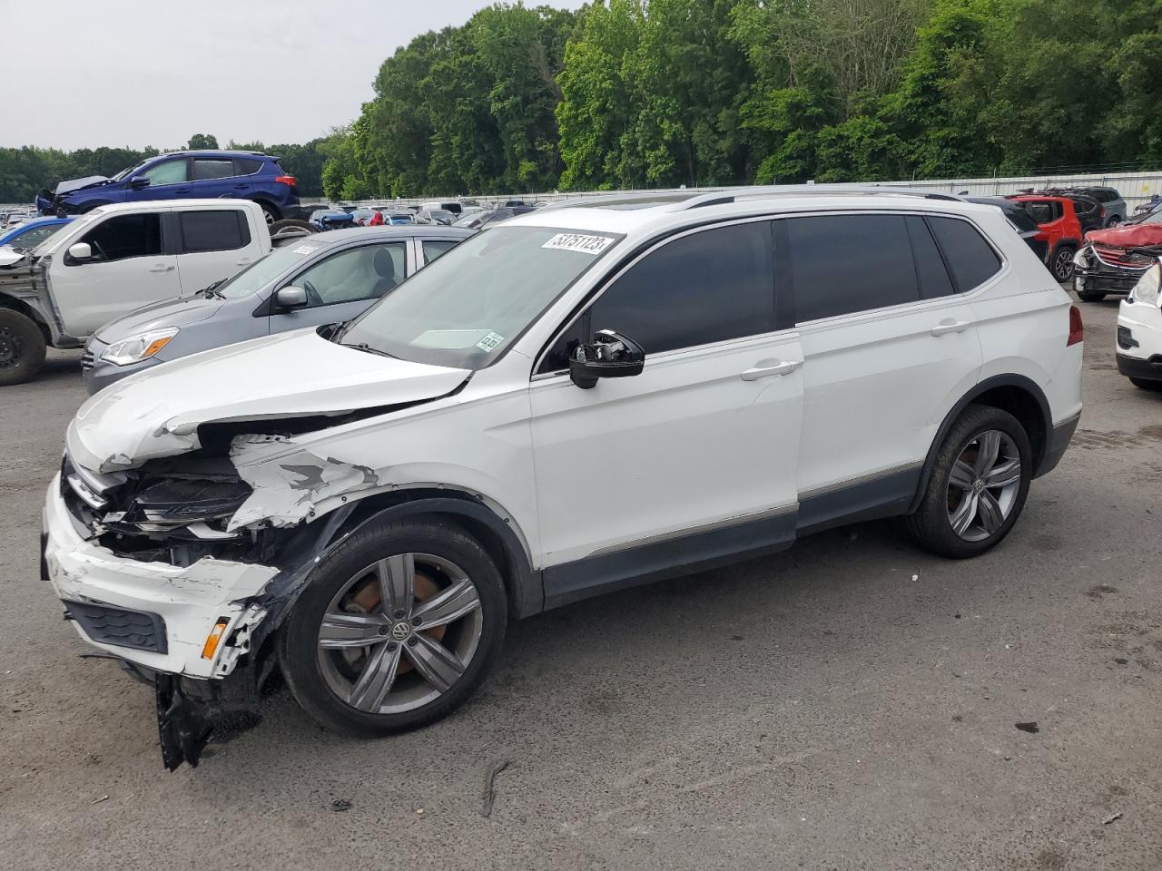 VOLKSWAGEN TIGUAN 2018 3vv4b7axxjm216034