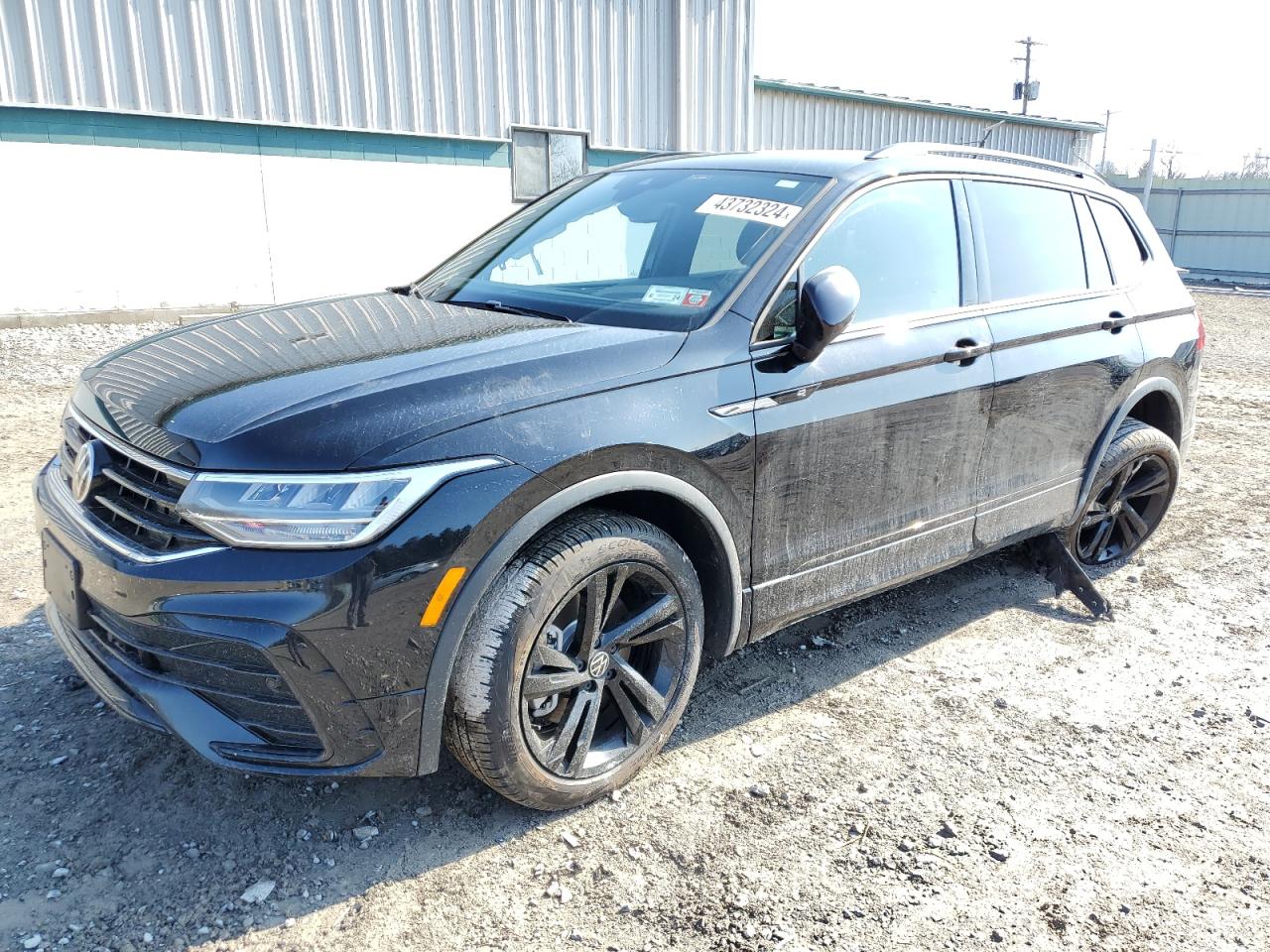 VOLKSWAGEN TIGUAN 2023 3vv8b7ax5pm140040