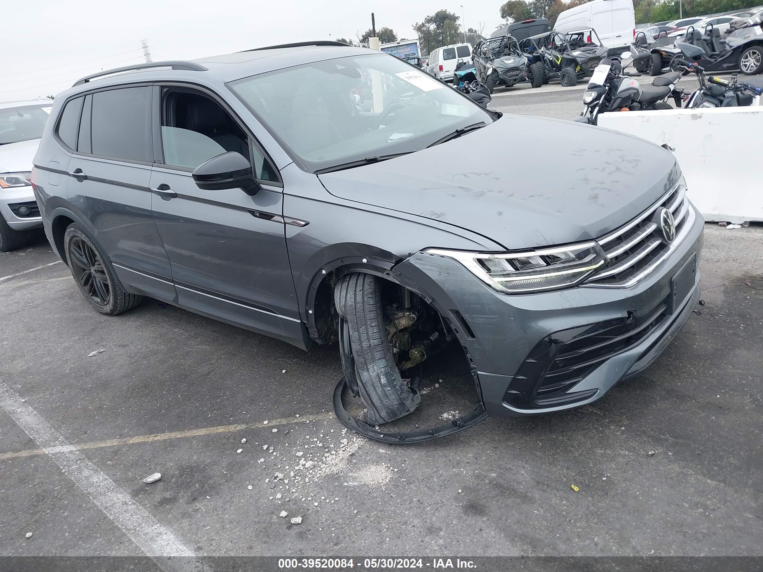 VOLKSWAGEN TIGUAN 2022 3vvcb7ax5nm161851