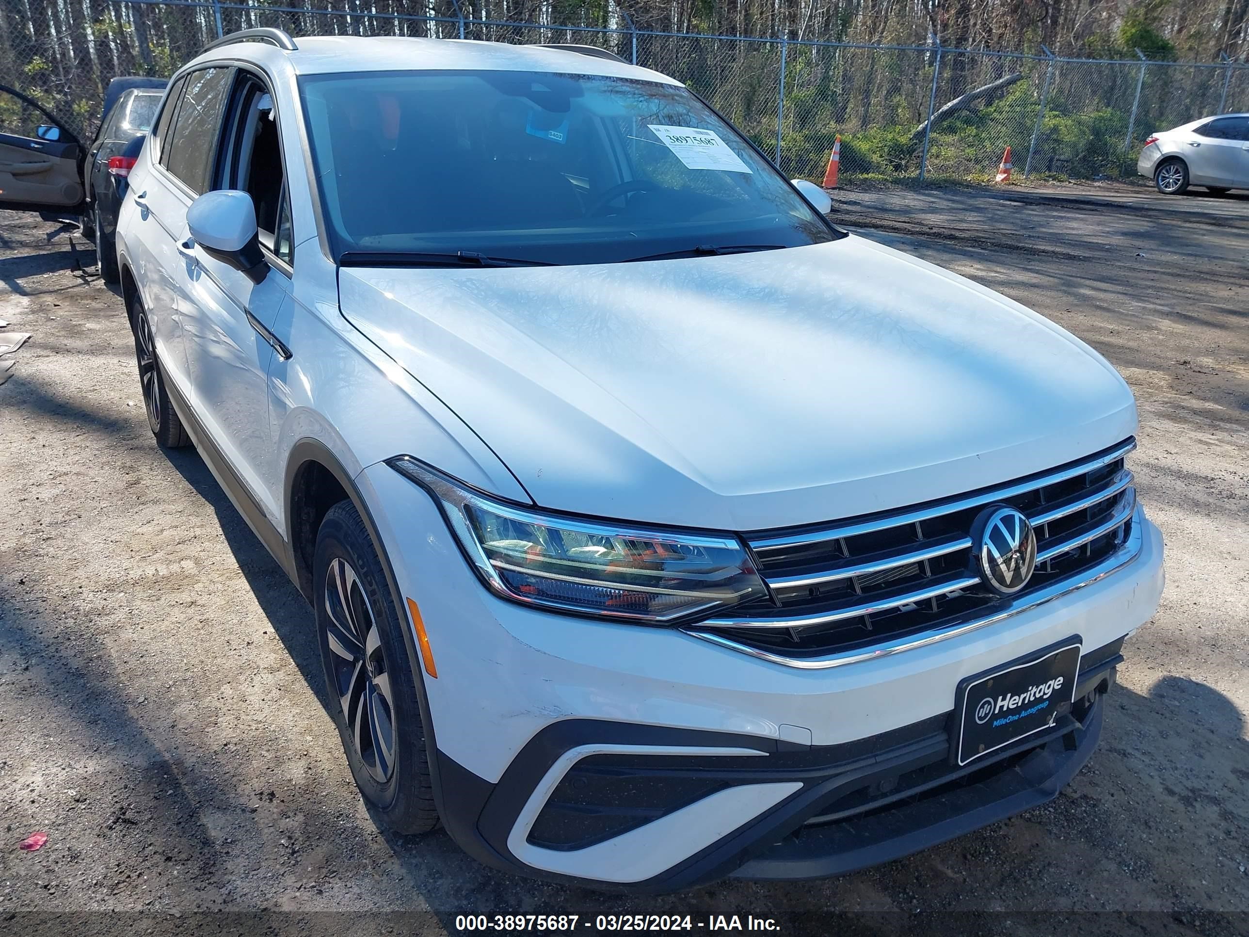 VOLKSWAGEN TIGUAN 2023 3vvrb7ax7pm046357