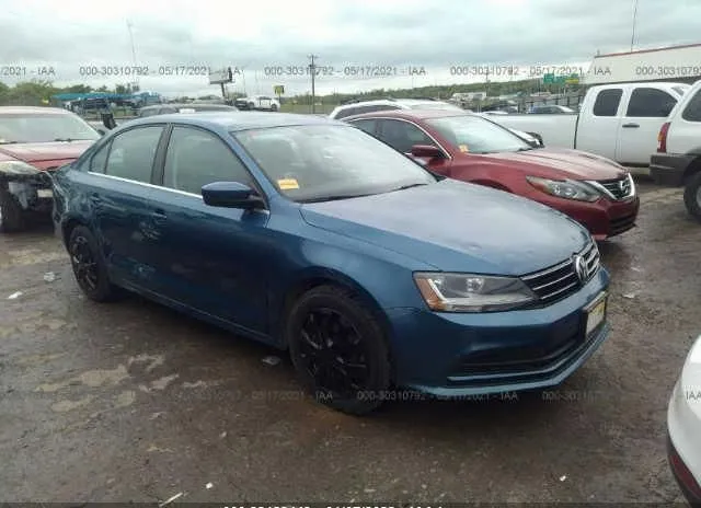 VOLKSWAGEN JETTA 2017 3vw167aj4hm370120