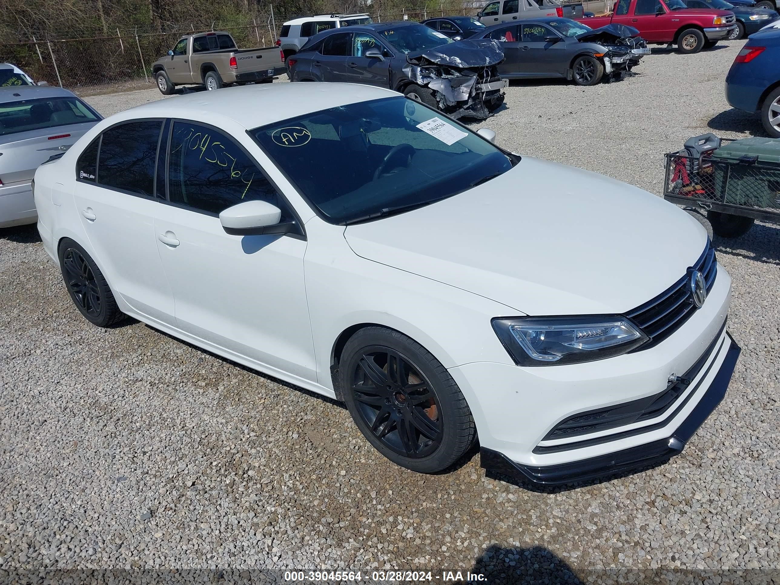 VOLKSWAGEN JETTA 2017 3vw167aj8hm389169