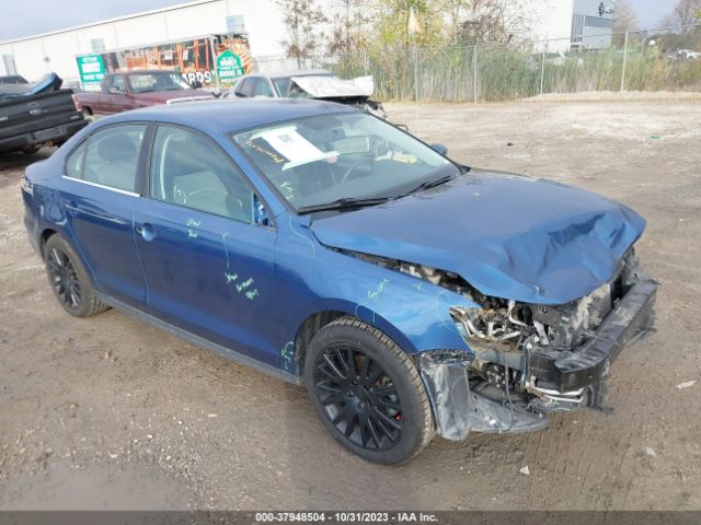 VOLKSWAGEN JETTA 2017 3vw167ajxhm227768