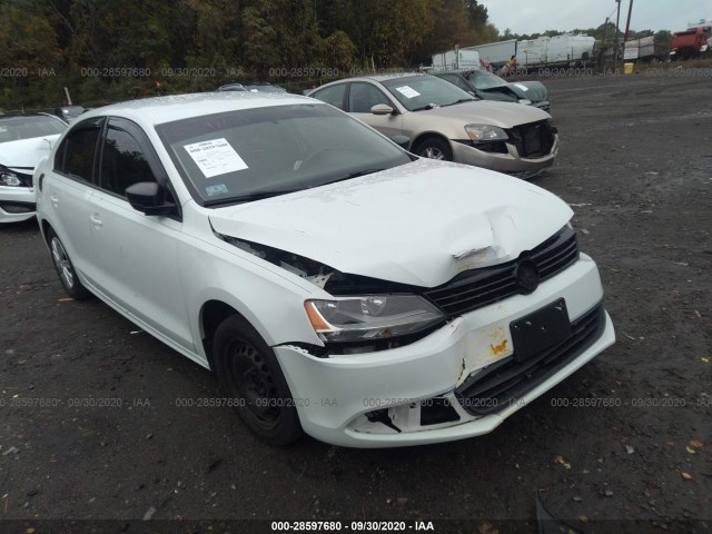 VOLKSWAGEN NULL 2014 3vw1k7aj7em329942