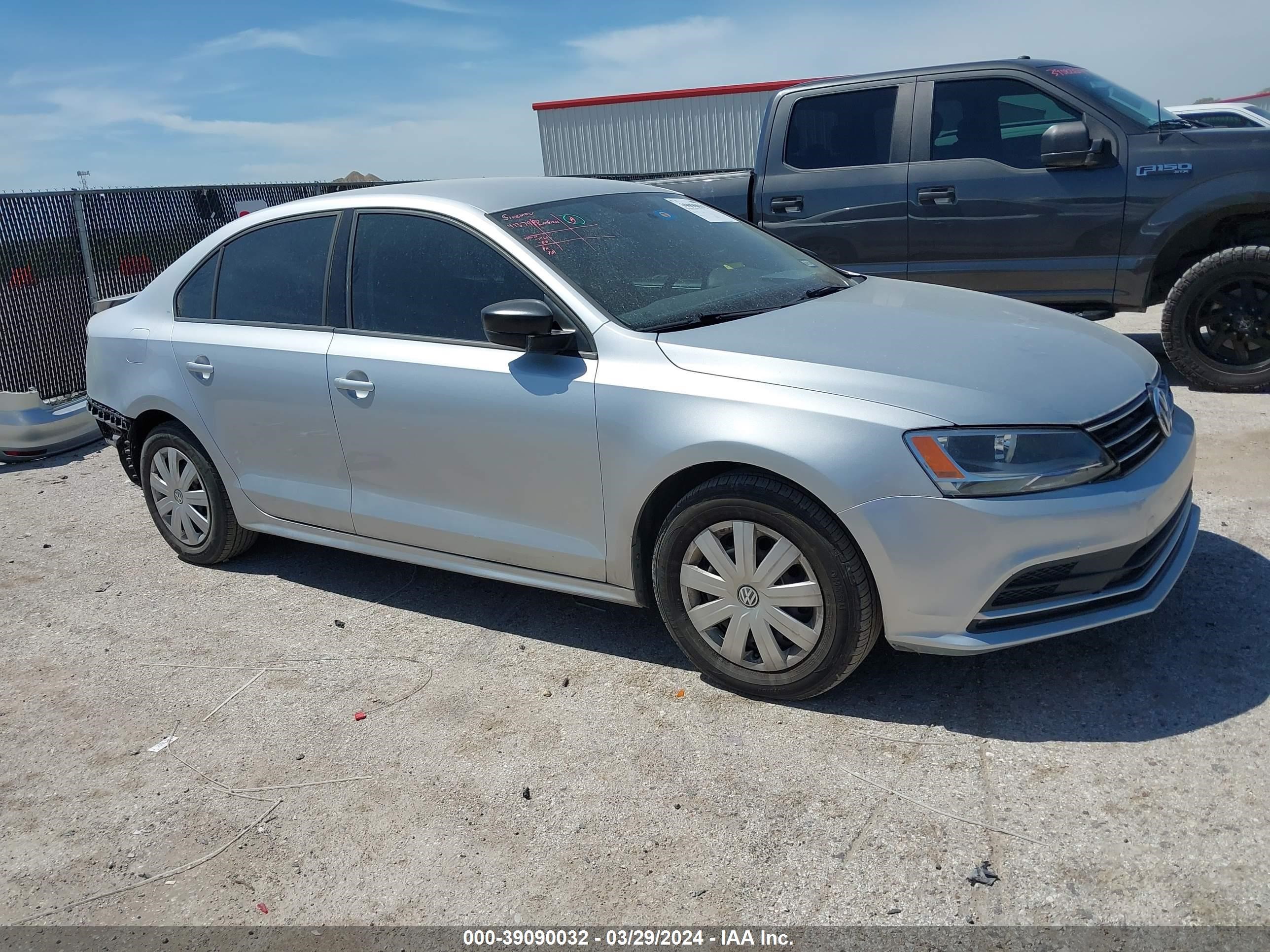 VOLKSWAGEN JETTA 2015 3vw1k7aj8fm292952