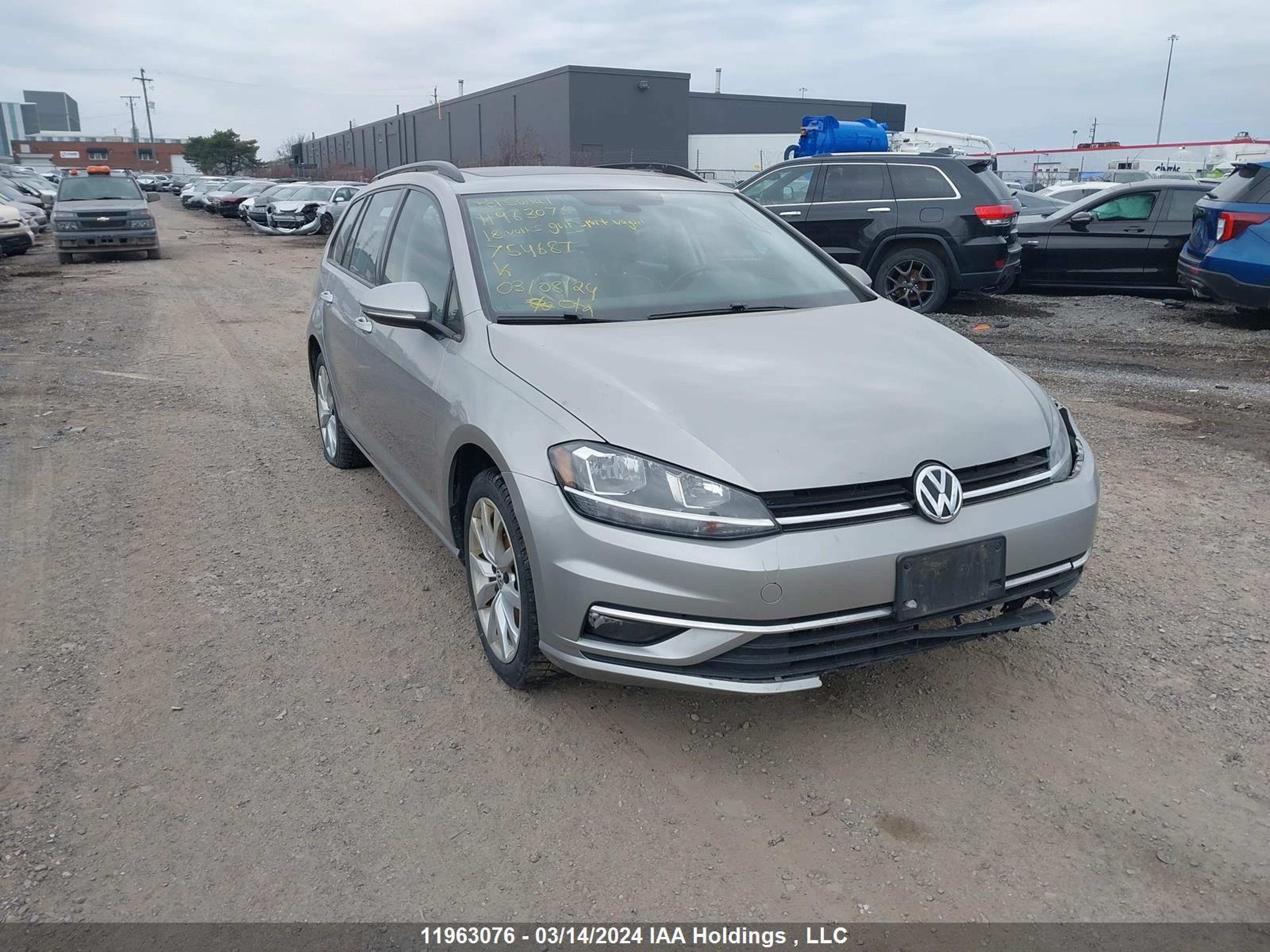 VOLKSWAGEN GOLF 2018 3vw217au0jm754687