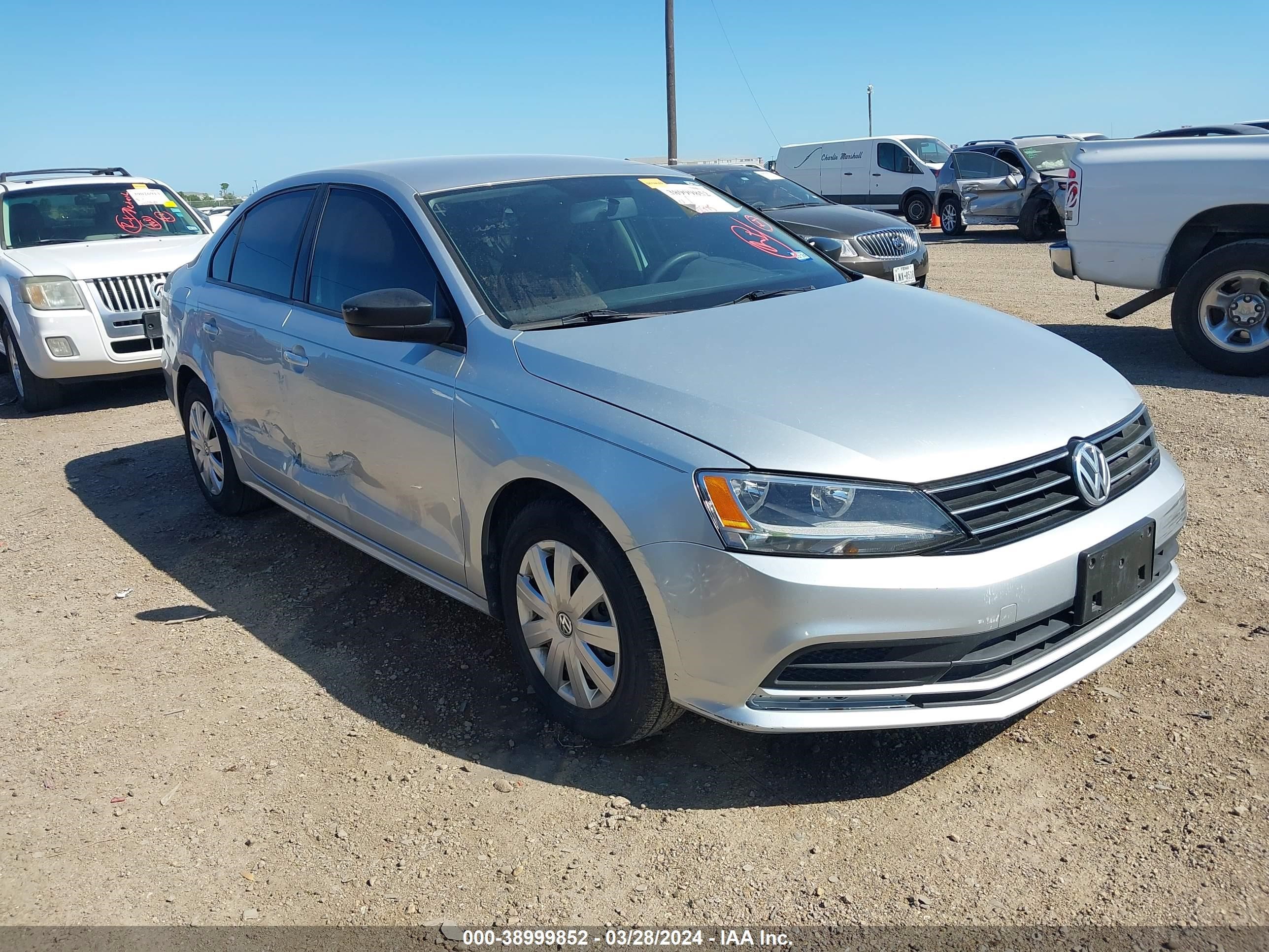 VOLKSWAGEN JETTA 2016 3vw267aj7gm352813