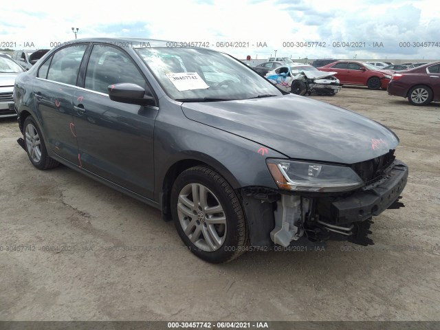 VOLKSWAGEN JETTA 2017 3vw2b7aj0hm201745