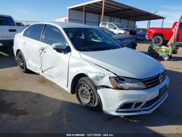 VOLKSWAGEN JETTA 2017 3vw2b7aj0hm339043