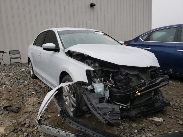 VOLKSWAGEN NULL 2017 3vw2b7aj0hm365707