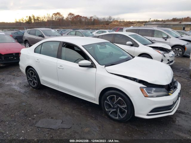 VOLKSWAGEN JETTA 2017 3vw2b7aj0hm384970