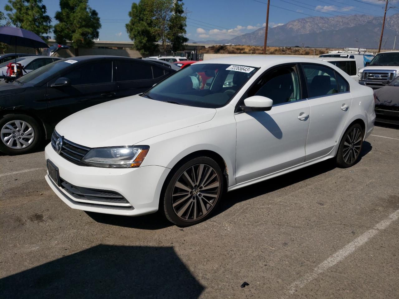 VOLKSWAGEN JETTA 2017 3vw2b7aj1hm276051