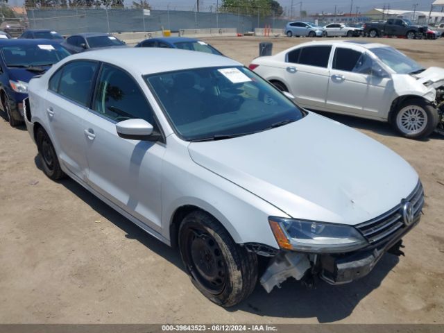 VOLKSWAGEN JETTA 2017 3vw2b7aj1hm316869