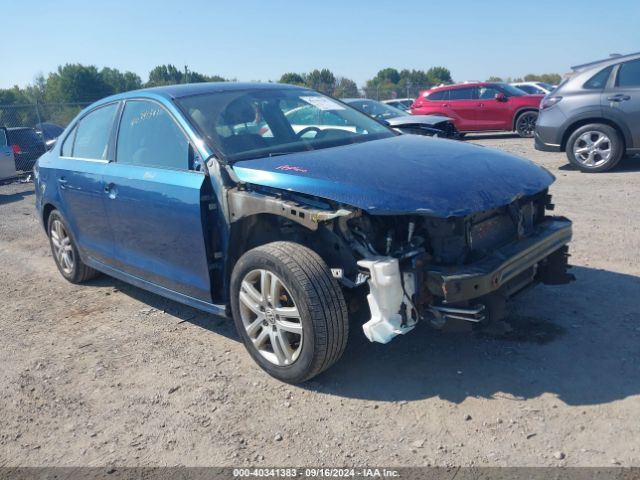 VOLKSWAGEN JETTA 2017 3vw2b7aj1hm367479