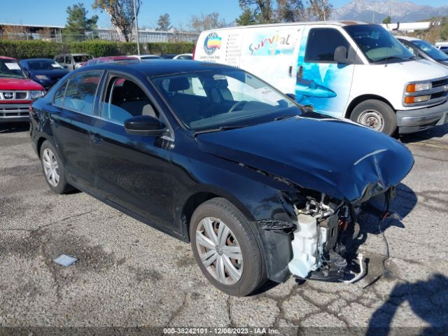 VOLKSWAGEN JETTA 2017 3vw2b7aj1hm393161