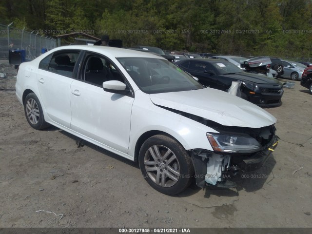 VOLKSWAGEN JETTA 2018 3vw2b7aj1jm251799