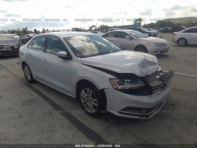 VOLKSWAGEN JETTA 2017 3vw2b7aj2hm295028