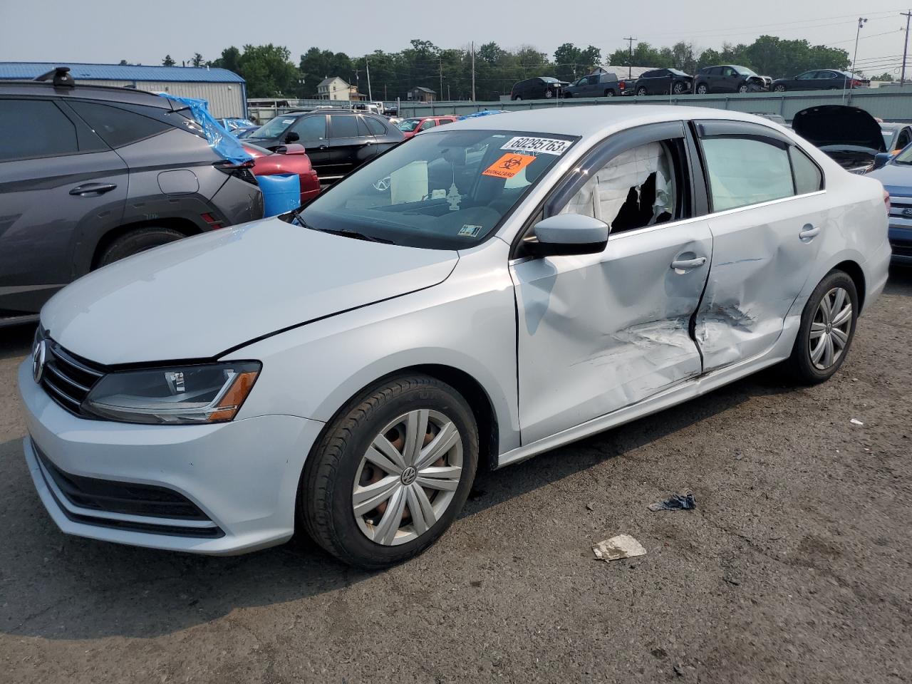 VOLKSWAGEN JETTA 2017 3vw2b7aj2hm390446