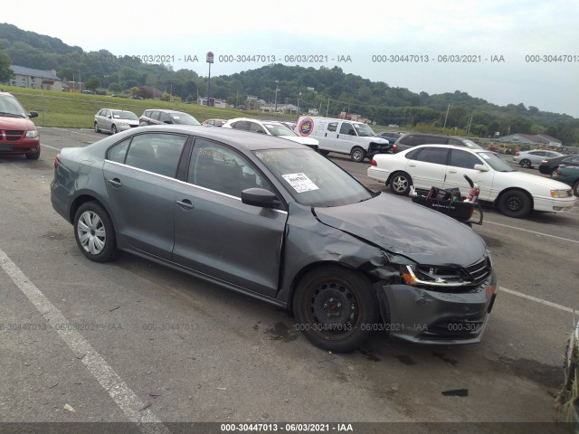 VOLKSWAGEN JETTA 2017 3vw2b7aj2hm400568