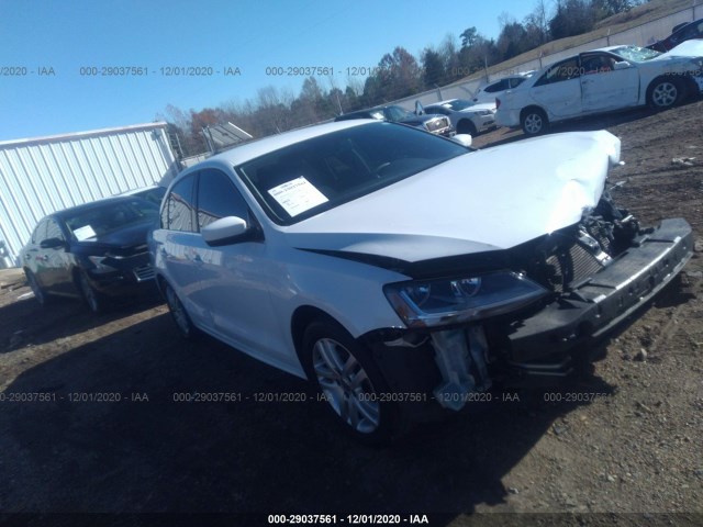 VOLKSWAGEN JETTA 2017 3vw2b7aj3hm275936