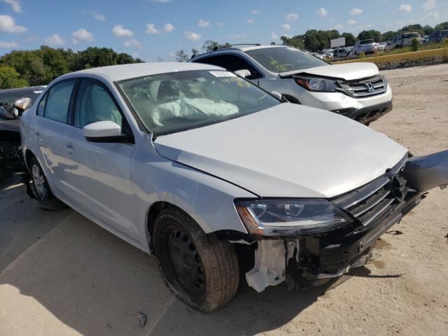 VOLKSWAGEN NULL 2017 3vw2b7aj3hm415063