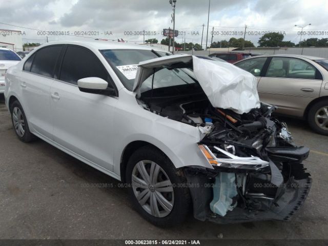 VOLKSWAGEN JETTA 2017 3vw2b7aj4hm262516