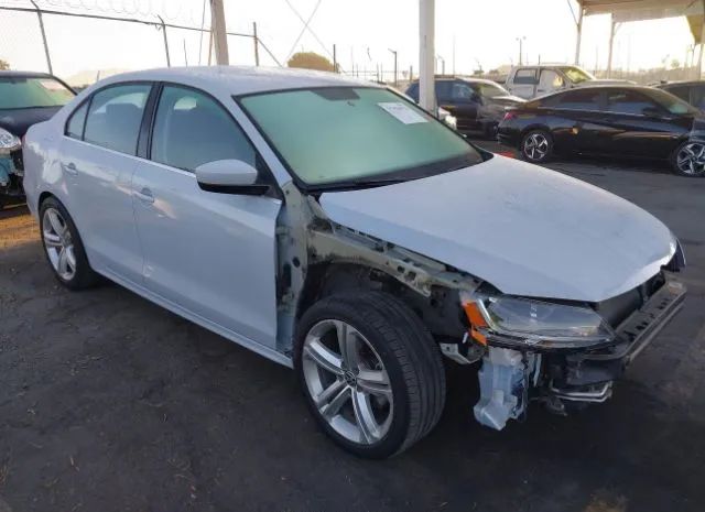 VOLKSWAGEN JETTA 2017 3vw2b7aj4hm291918